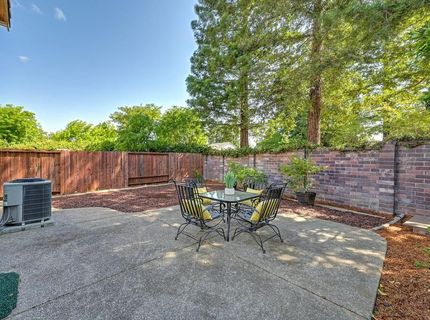 8749 White Cedar Ln, Elk Grove, CA 95758 Photo