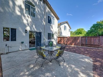 8749 White Cedar Ln, Elk Grove, CA 95758 Photo