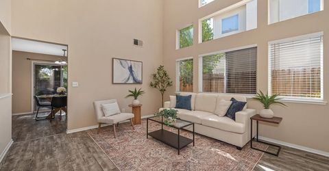 8749 White Cedar Ln, Elk Grove, CA 95758 Photo
