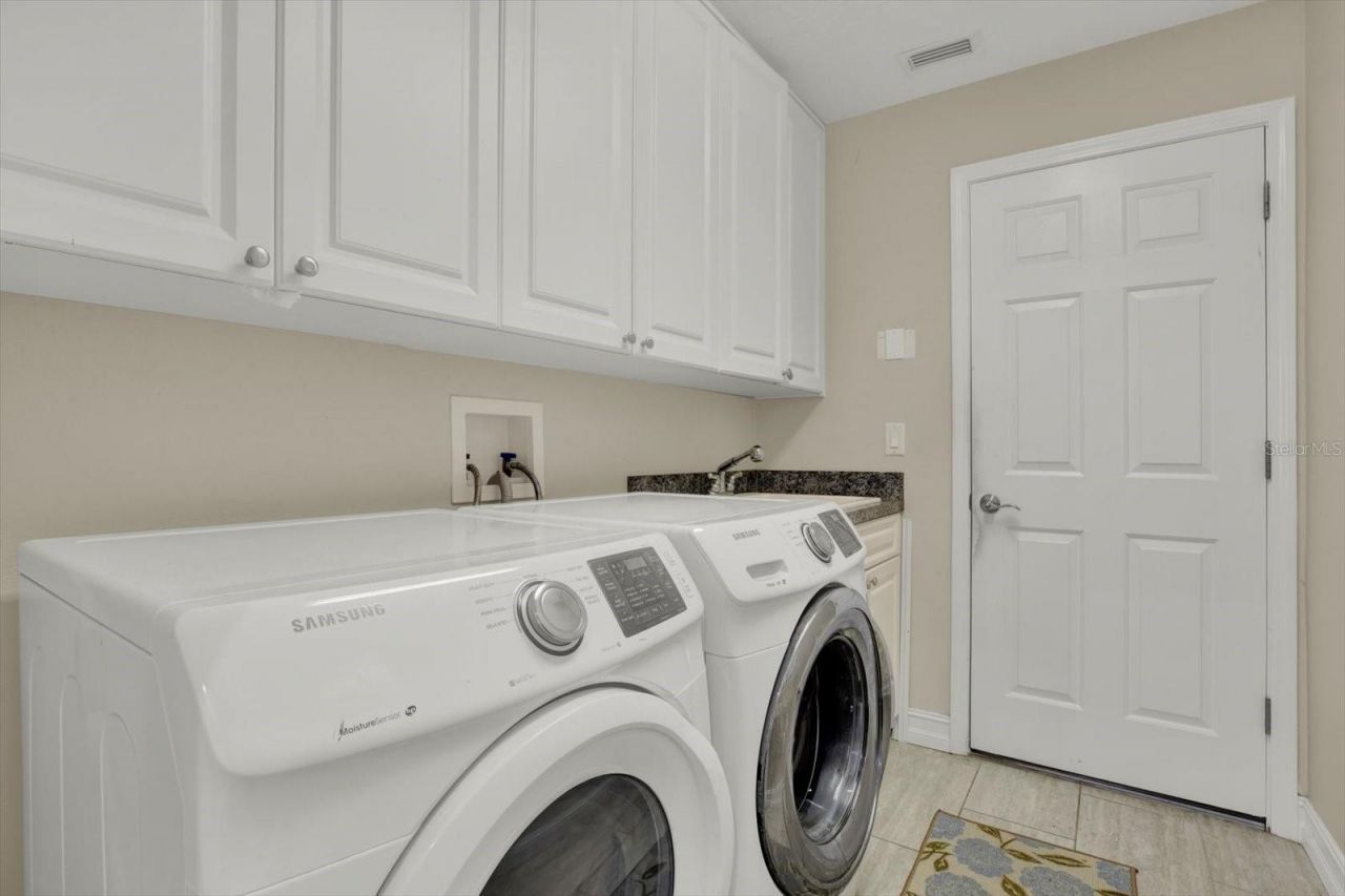 9137 Creedmoor Lane, New Port Richey, FL 34654 Photo