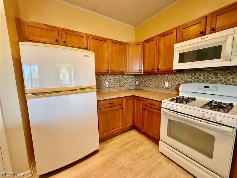 9482 Redington Drive, North Ridgeville, OH 44039 Photo 7