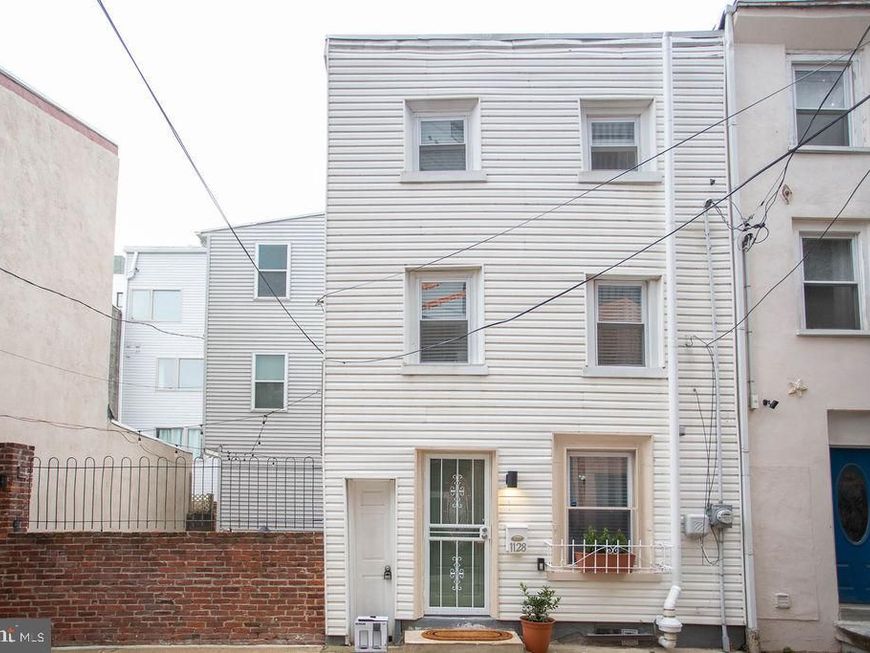 1128 O'neil Street, Philadelphia, PA 19123 Main Photo