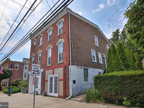 38 N MAIN STREET , SPRING CITY, PA 19475