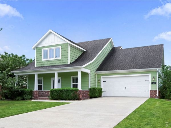 610 S 59th Court, Rogers, AR 72758