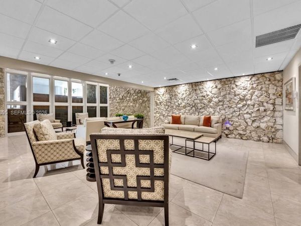 3111 N Ocean Dr , Unit 904, Hollywood, FL 33019