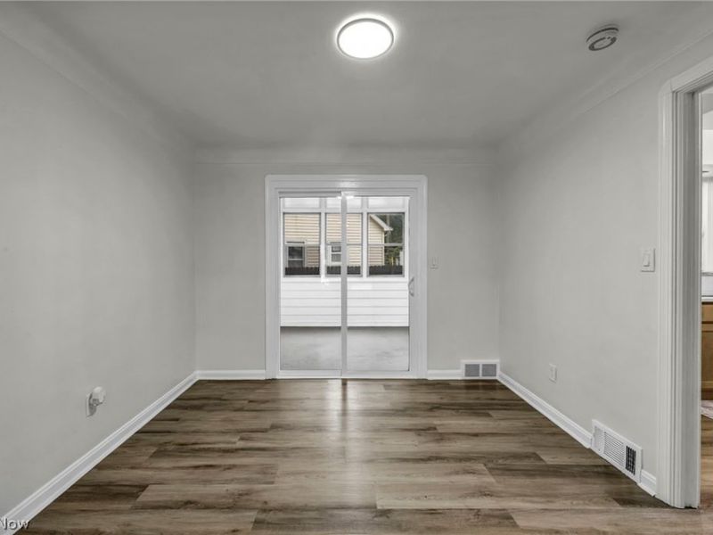 6806 Ottawa, Cleveland, OH 44105 Photo 13