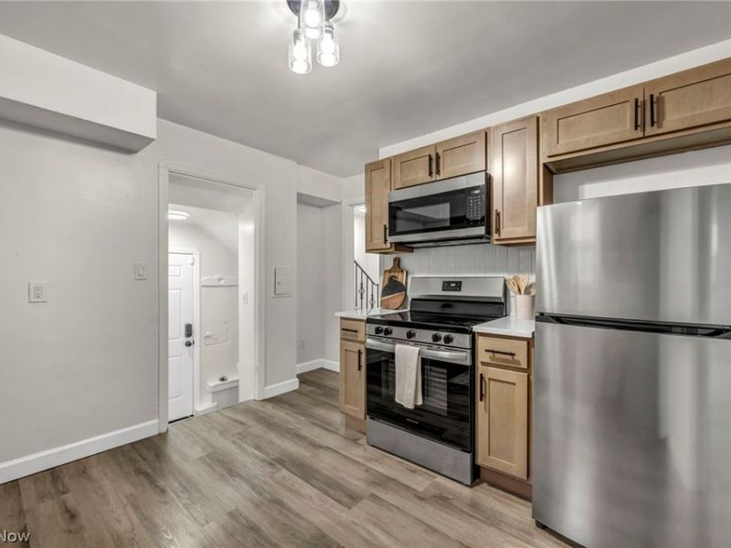 6806 Ottawa, Cleveland, OH 44105 Photo 15