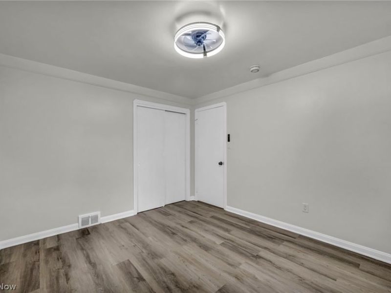 6806 Ottawa, Cleveland, OH 44105 Photo 26