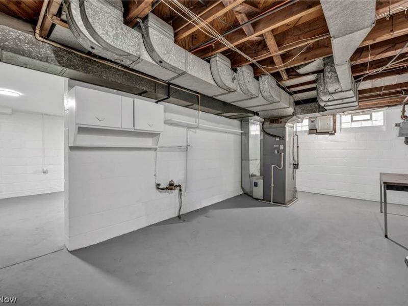 6806 Ottawa, Cleveland, OH 44105 Photo 36