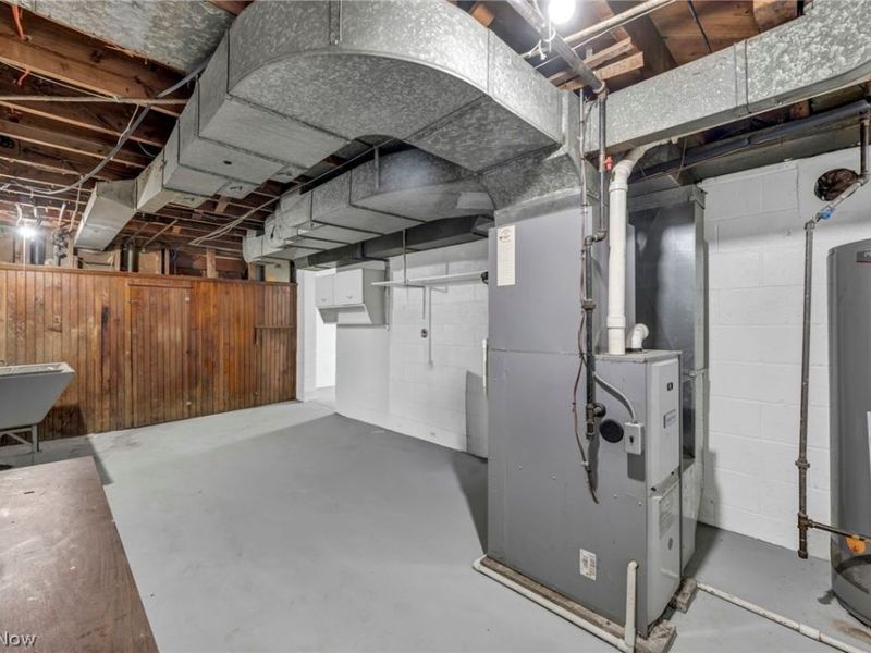6806 Ottawa, Cleveland, OH 44105 Photo 37