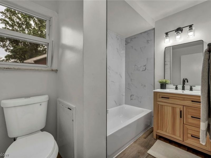 6806 Ottawa, Cleveland, OH 44105 Photo 38