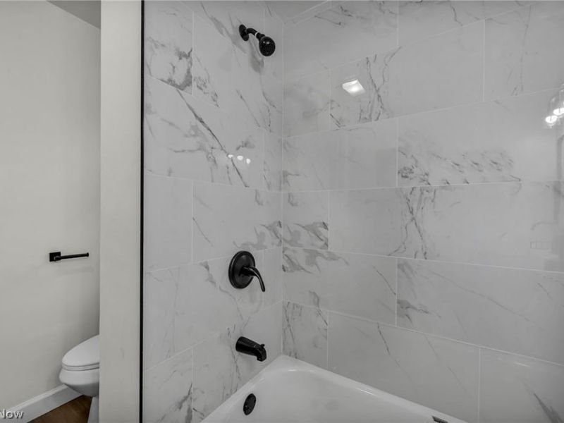 6806 Ottawa, Cleveland, OH 44105 Photo 40
