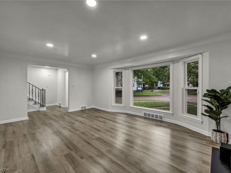 6806 Ottawa, Cleveland, OH 44105 Photo 8