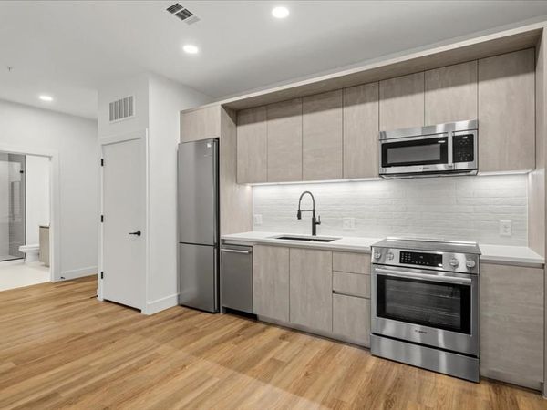 4315 S Congress Ave, Unit 414, Austin, TX 78745