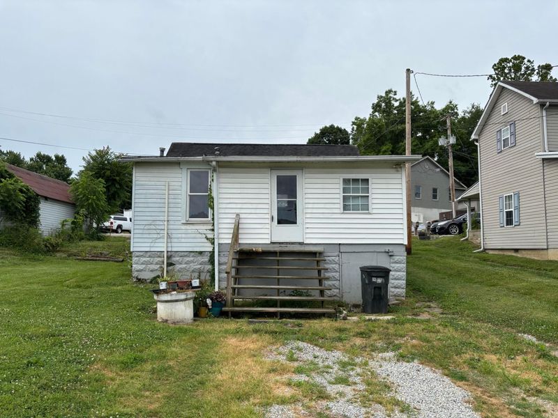 1368 Charles Street , Logan, OH 43138 Photo 2