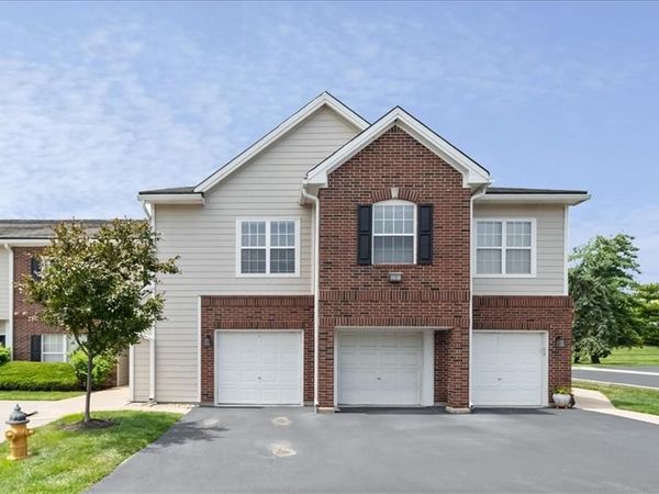 11625 Tomahawk Creek Parkway, Unit L, Leawood, KS 66211
