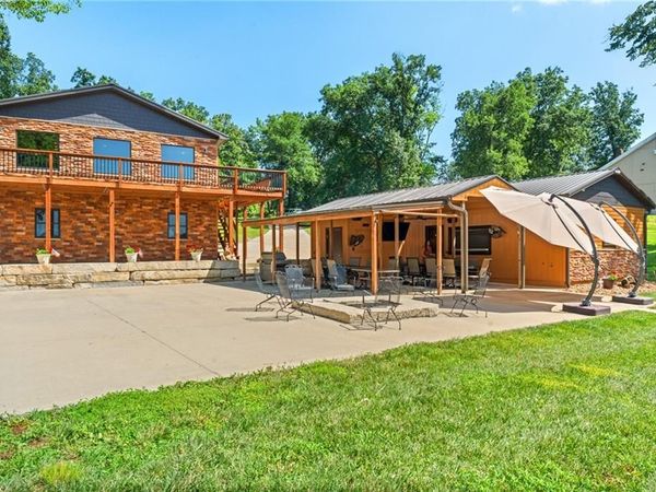 588 Lake Viking Terrace, Gallatin, MO 64640