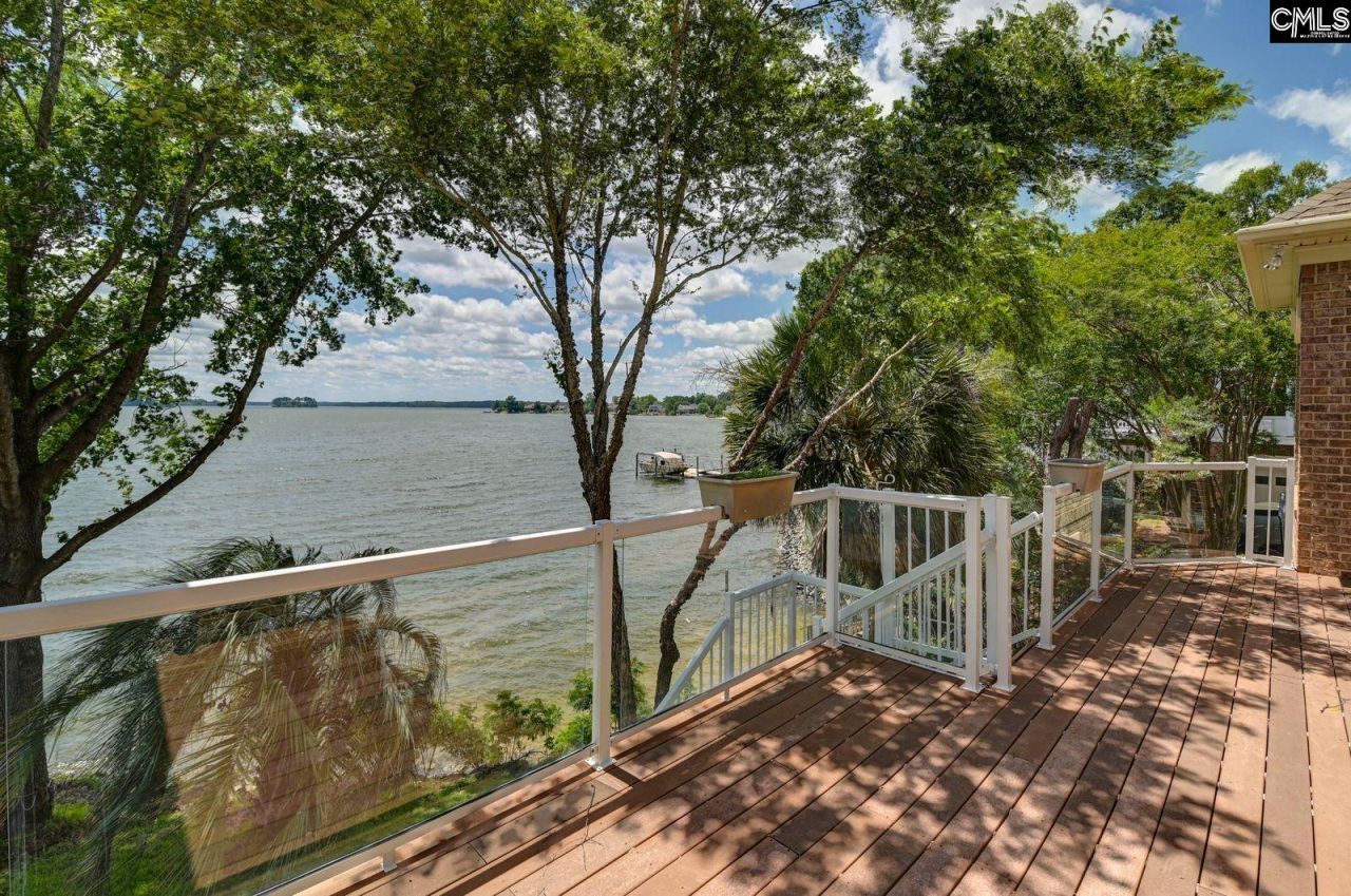 641 Timberlake Drive  Photo 12