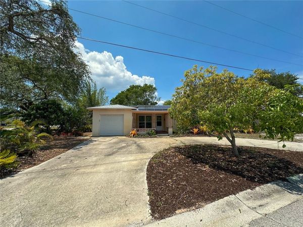 701 52ND AVENUE S, ST PETERSBURG, FL 33705