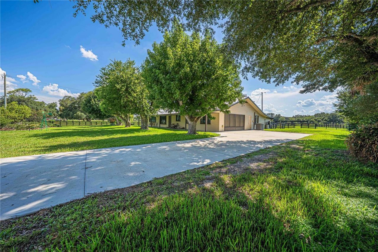 15111 NW 34th Terrace , Okeechobee, FL 34972 Photo