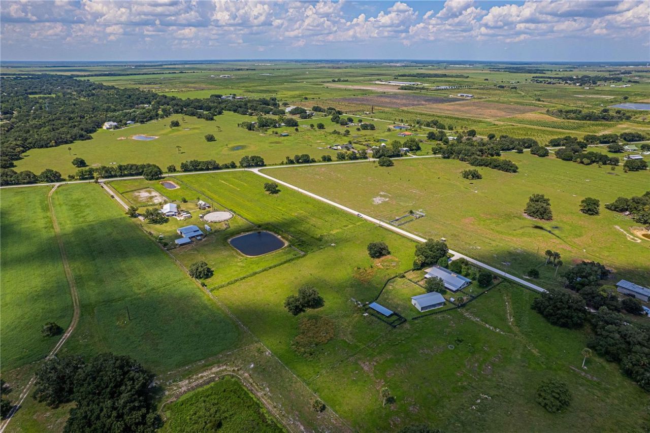15111 NW 34th Terrace , Okeechobee, FL 34972 Photo