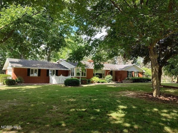 15186 Harris Road , Defiance, OH 43512