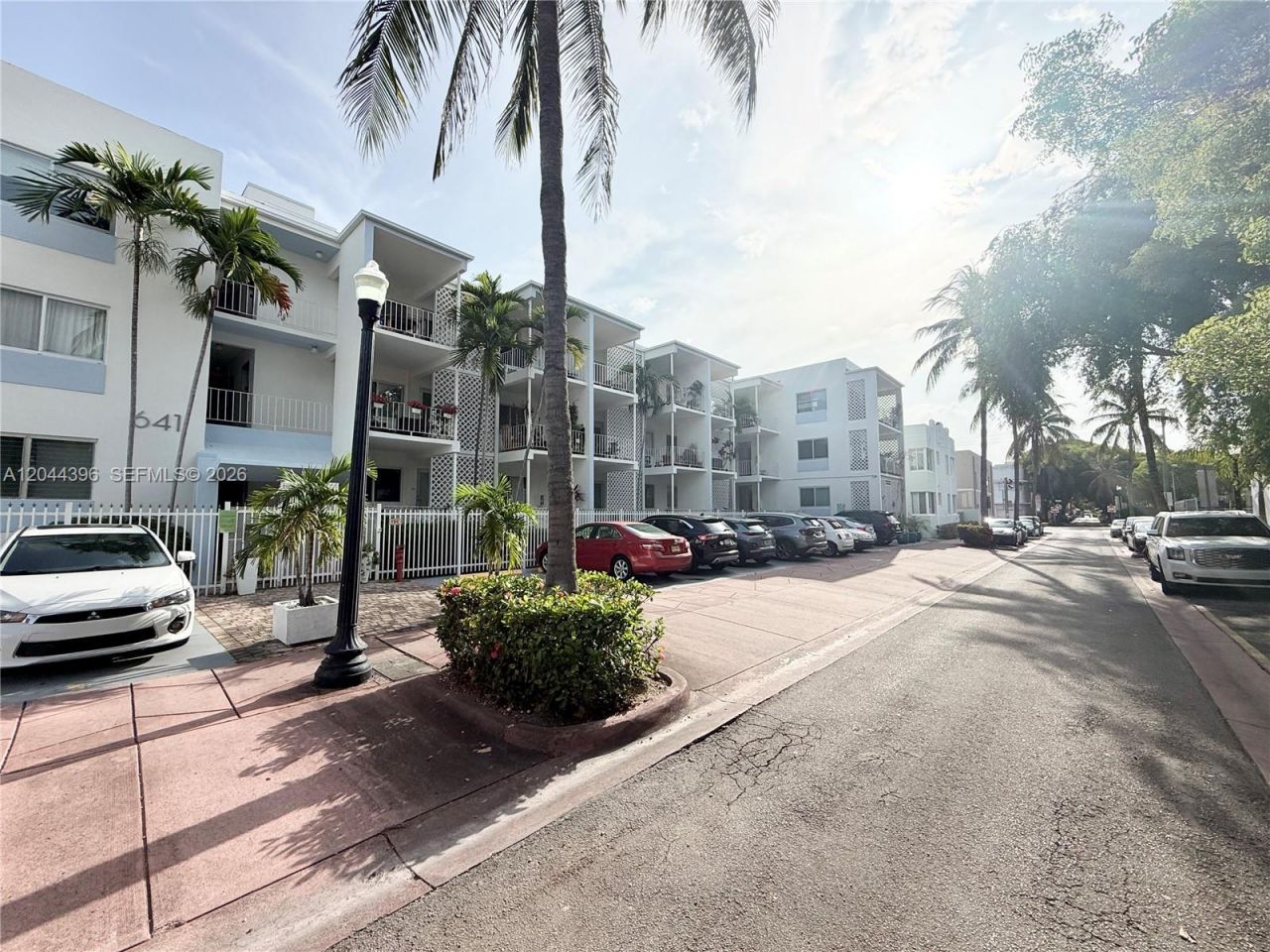 641 Espanola Way, Unit 17, Miami Beach, FL 33139 Photo