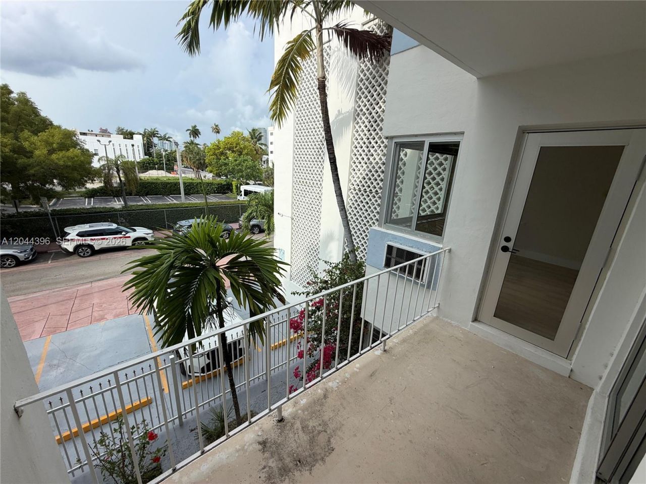 641 Espanola Way, Unit 17, Miami Beach, FL 33139 Photo