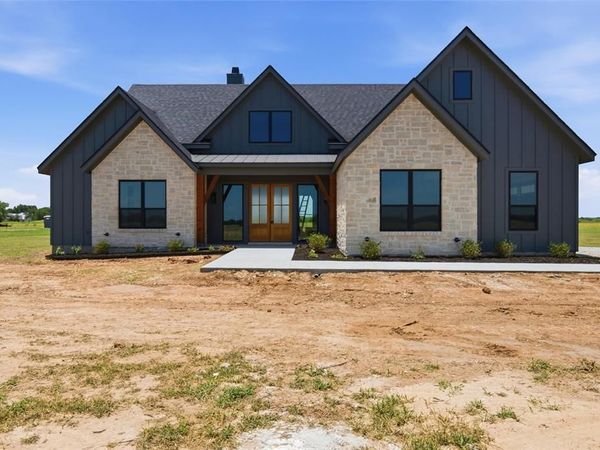 495 High Meadow, Elm Mott, TX 76640