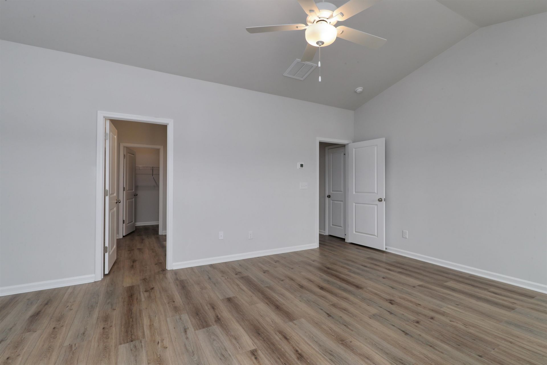 808 Wild Indigo Dr Photo 18