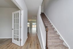 808 Wild Indigo Dr photo 4