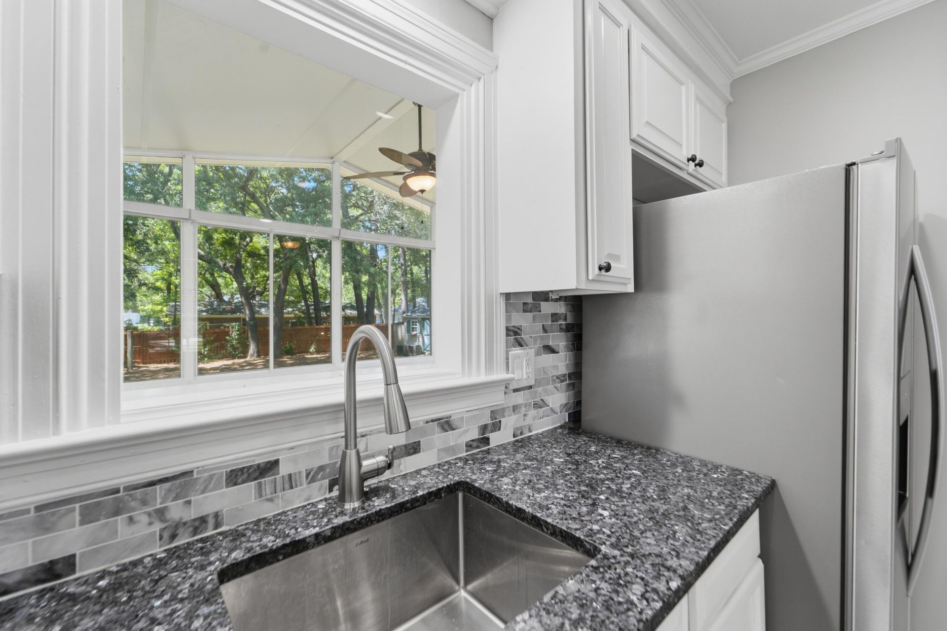 1249 Dearsley Court Photo 15