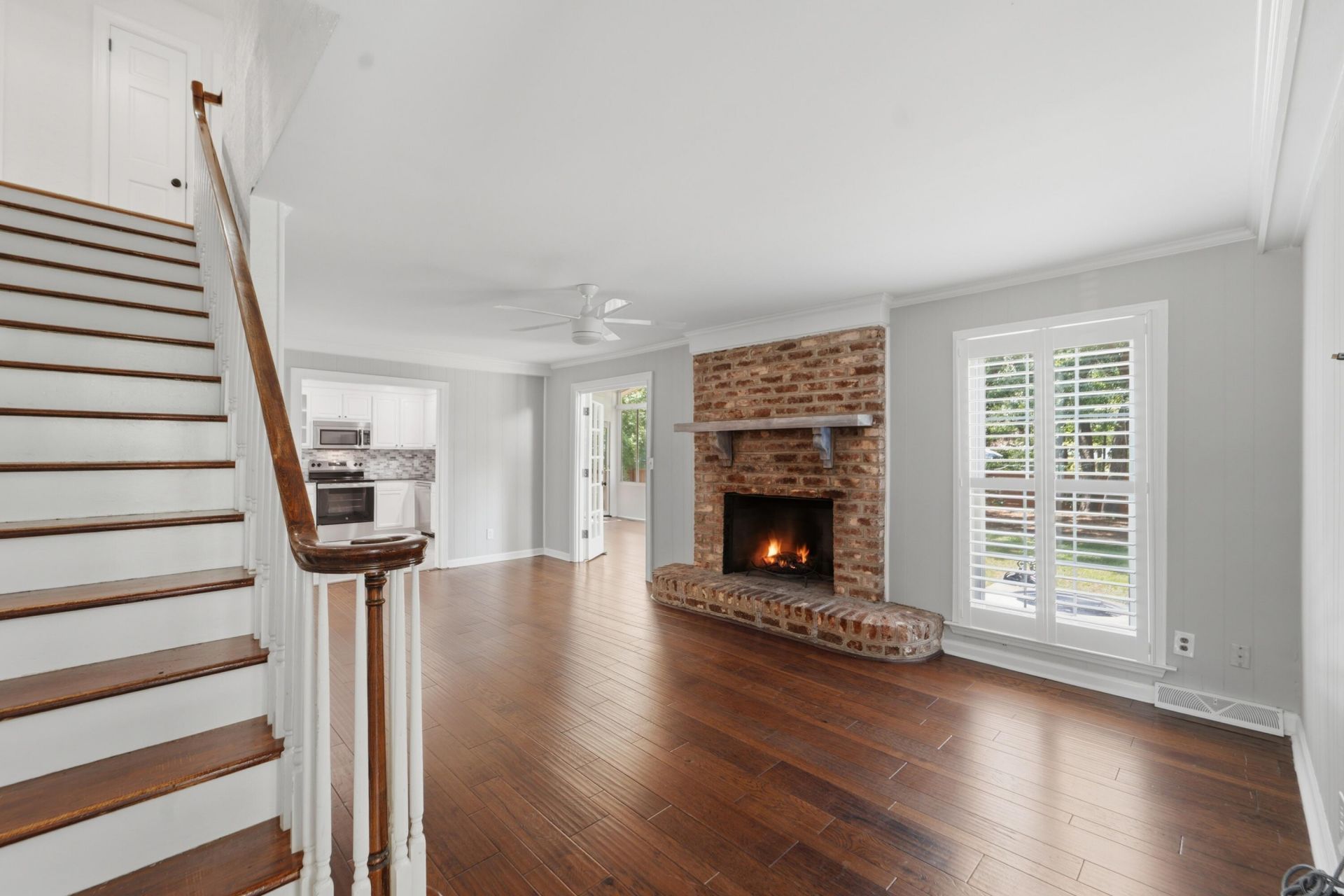 1249 Dearsley Court Photo 24