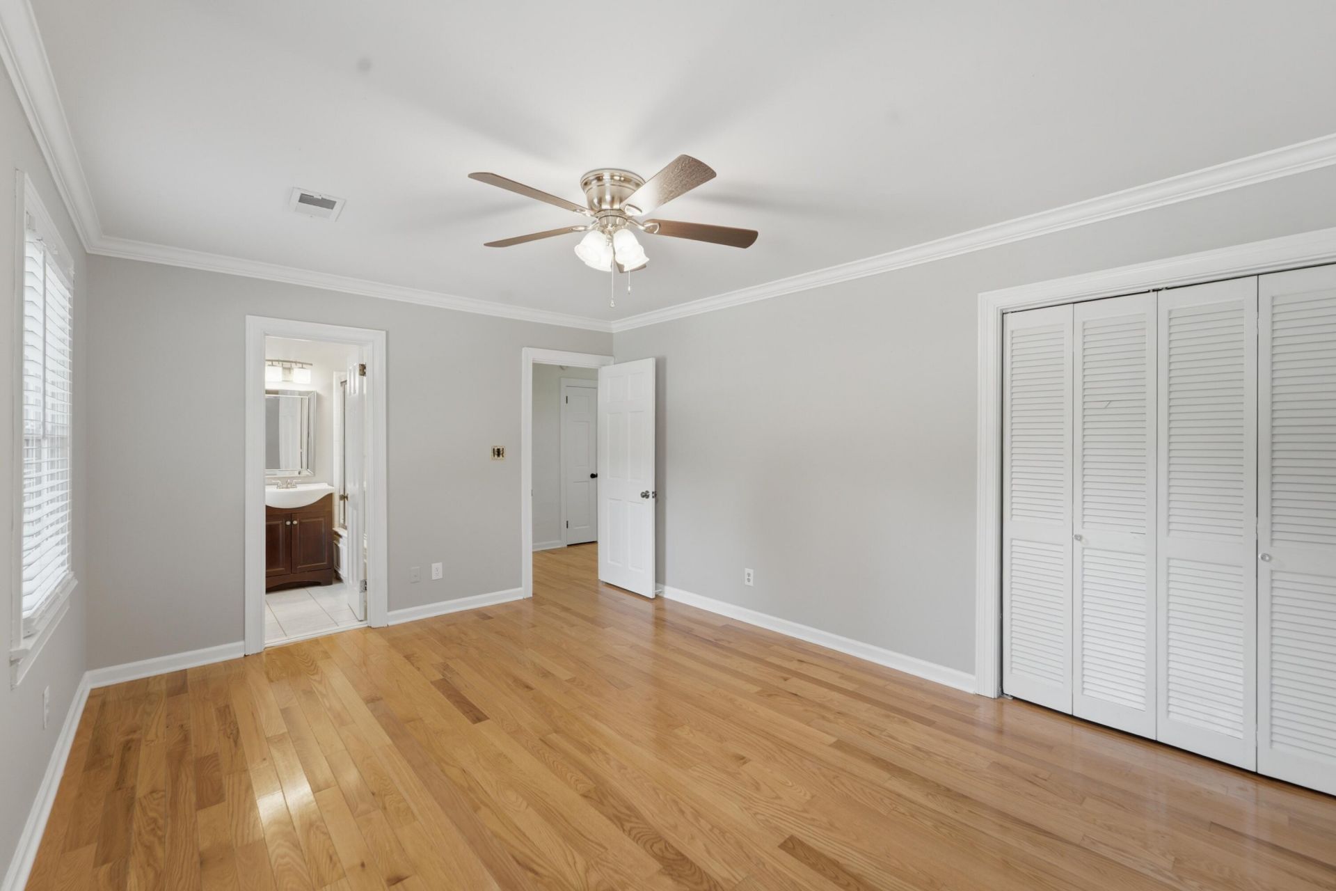 1249 Dearsley Court Photo 26