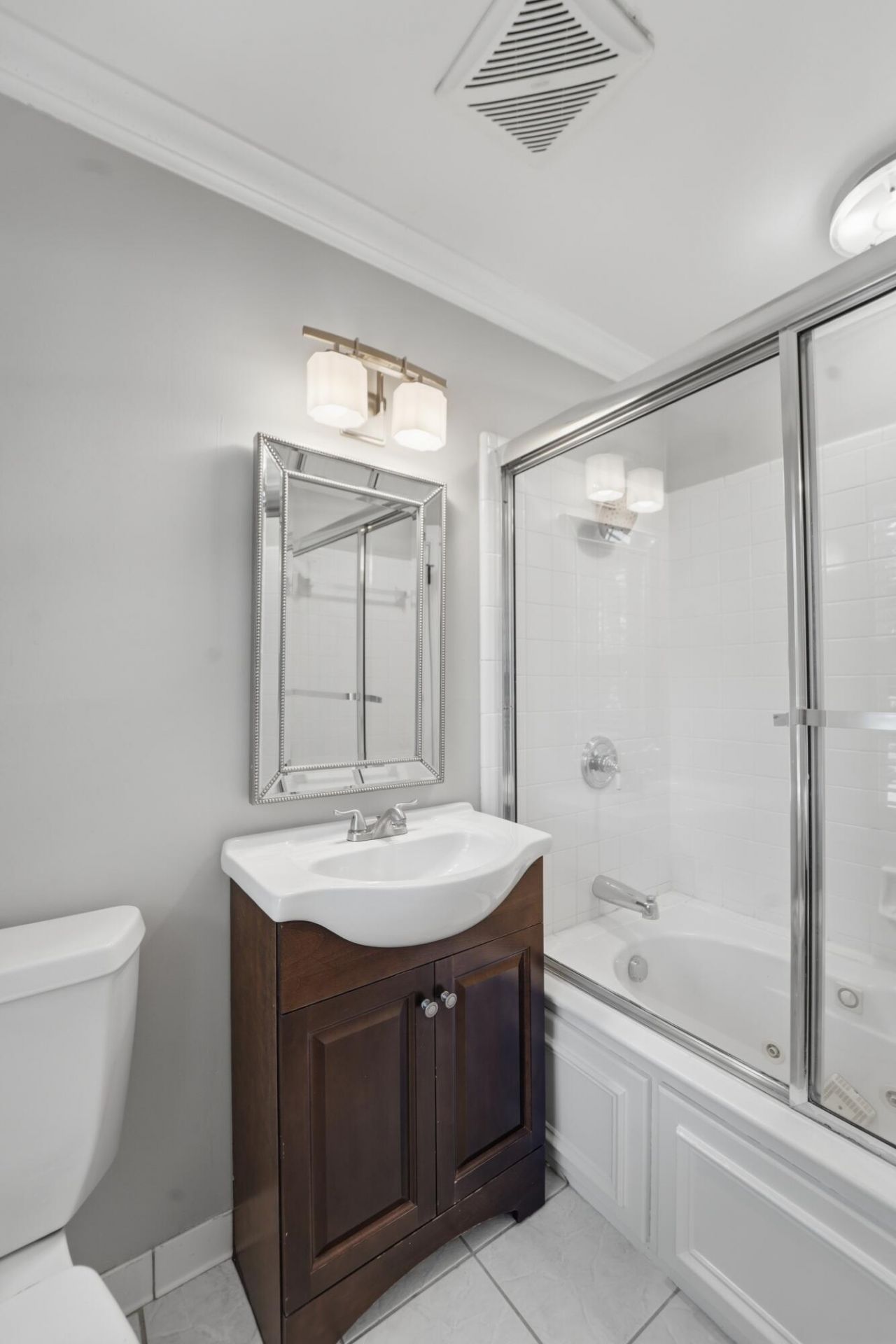 1249 Dearsley Court Photo 32