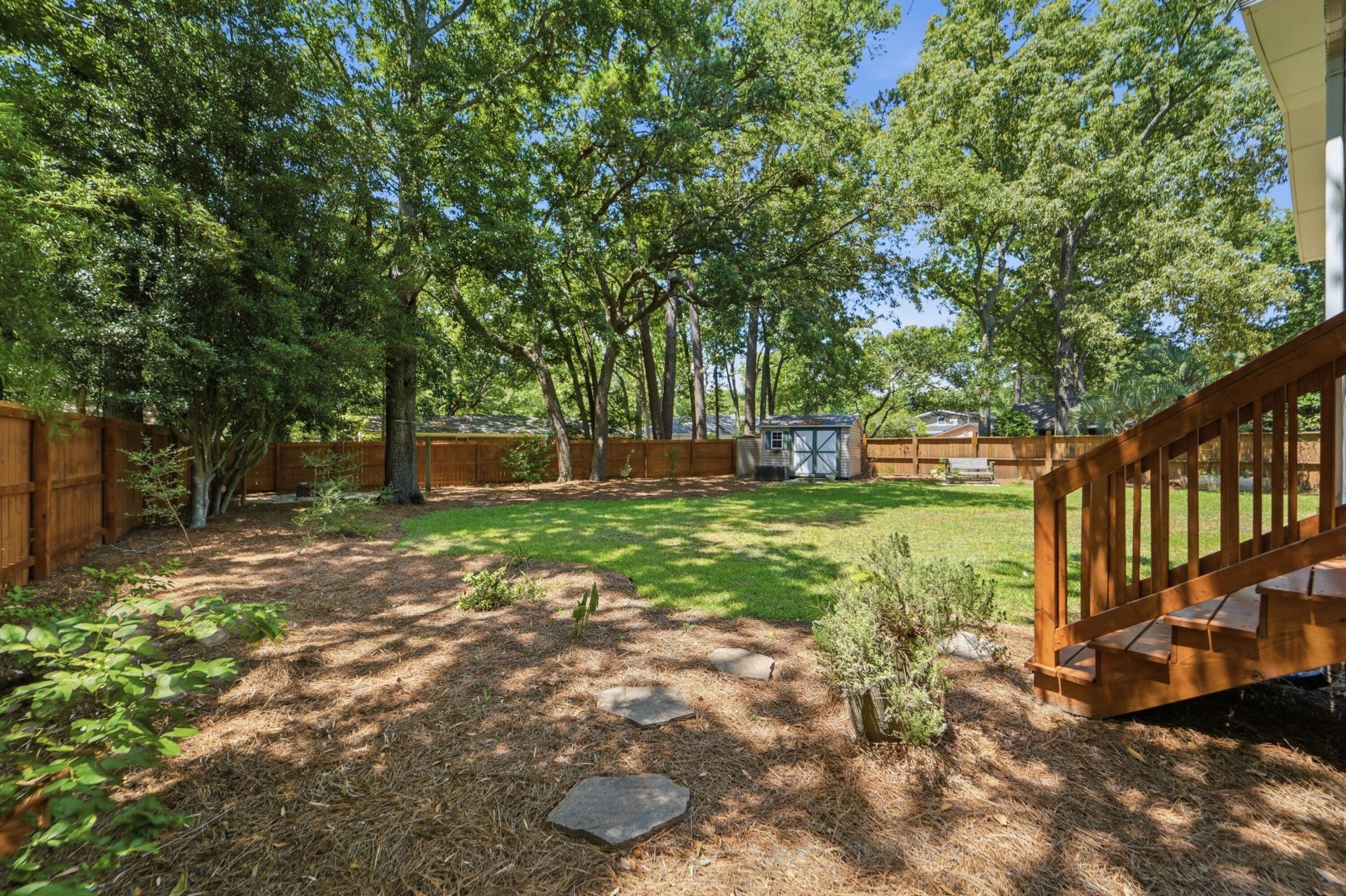 1249 Dearsley Court Photo 39