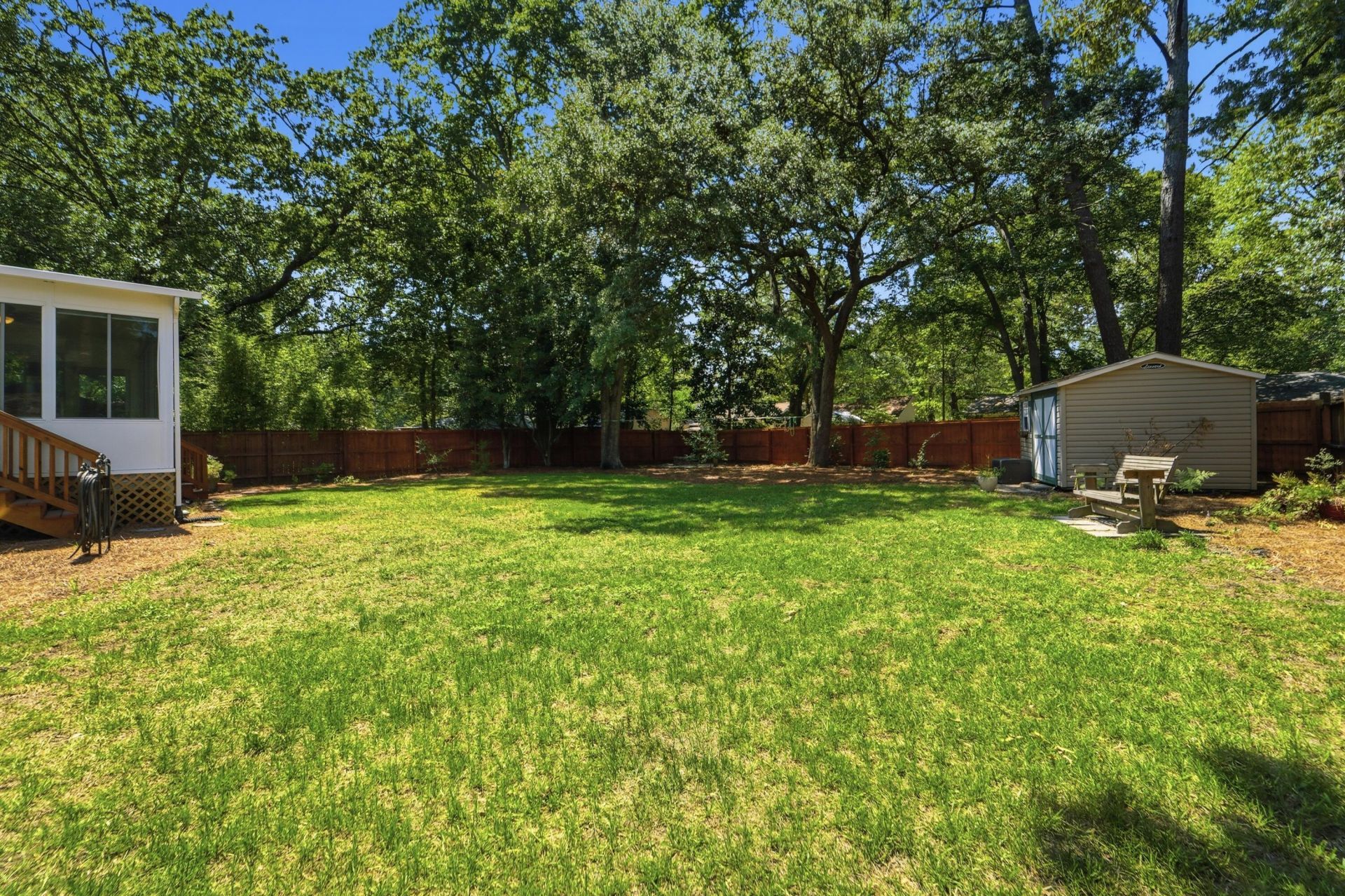 1249 Dearsley Court Photo 39