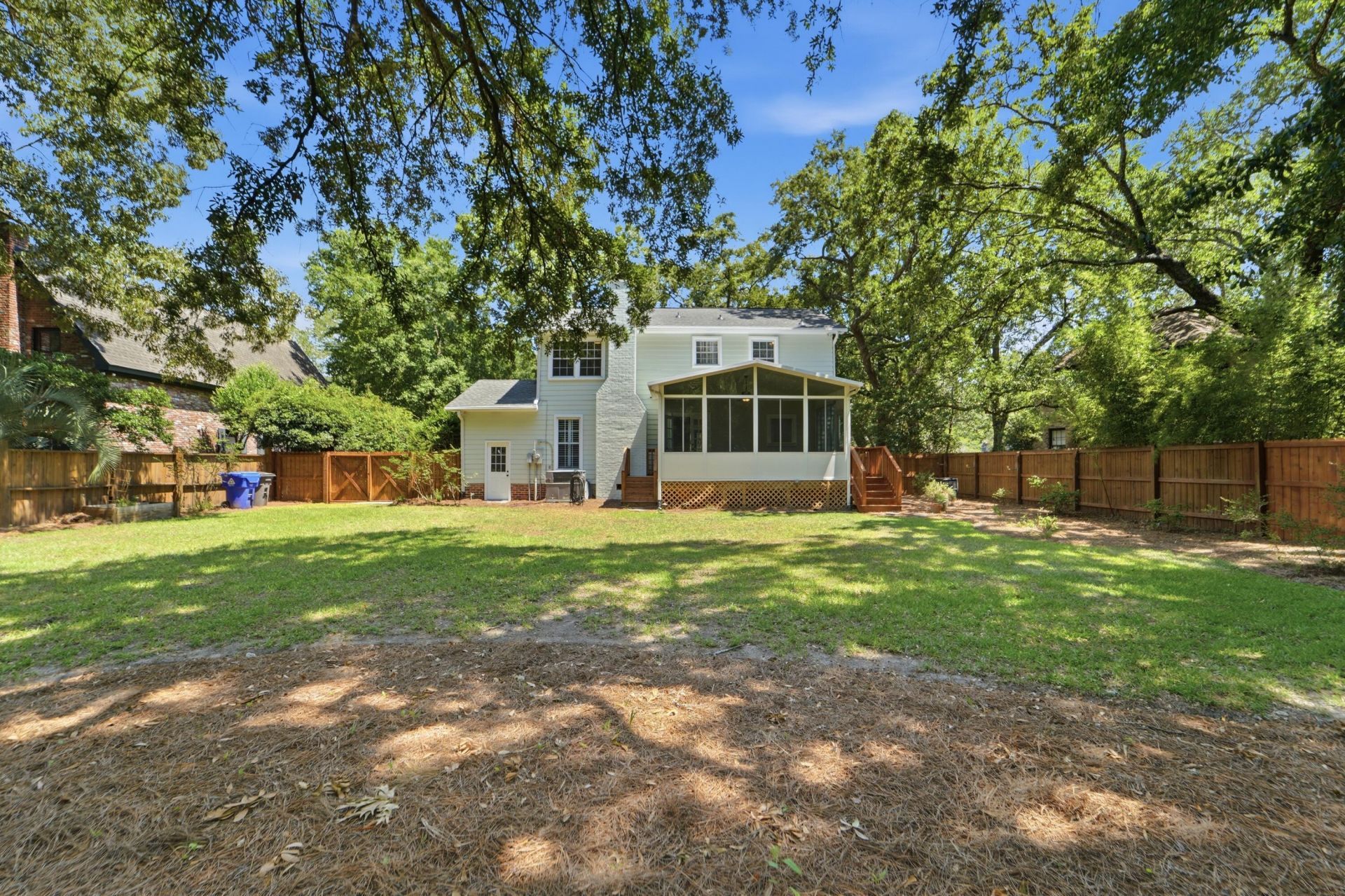 1249 Dearsley Court Photo 42