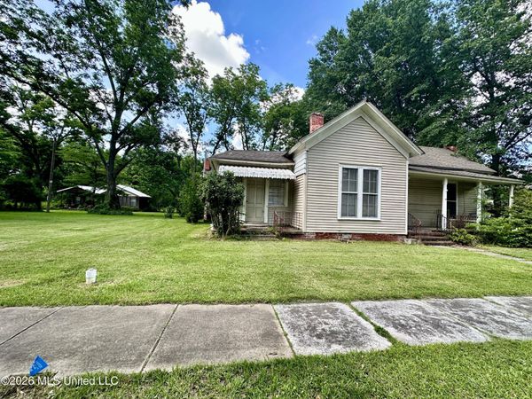 105 Church , Senatobia, MS 38668