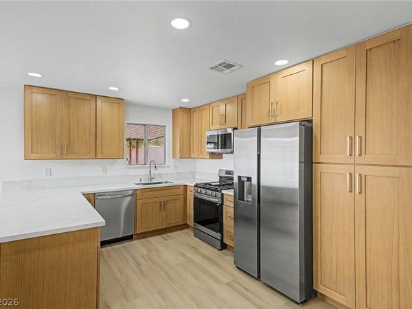 6258 Bayview Circle, Las Vegas, NV 89156