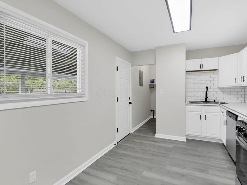 3871 Glenfield Road, Columbus, OH 43232 Photo 14