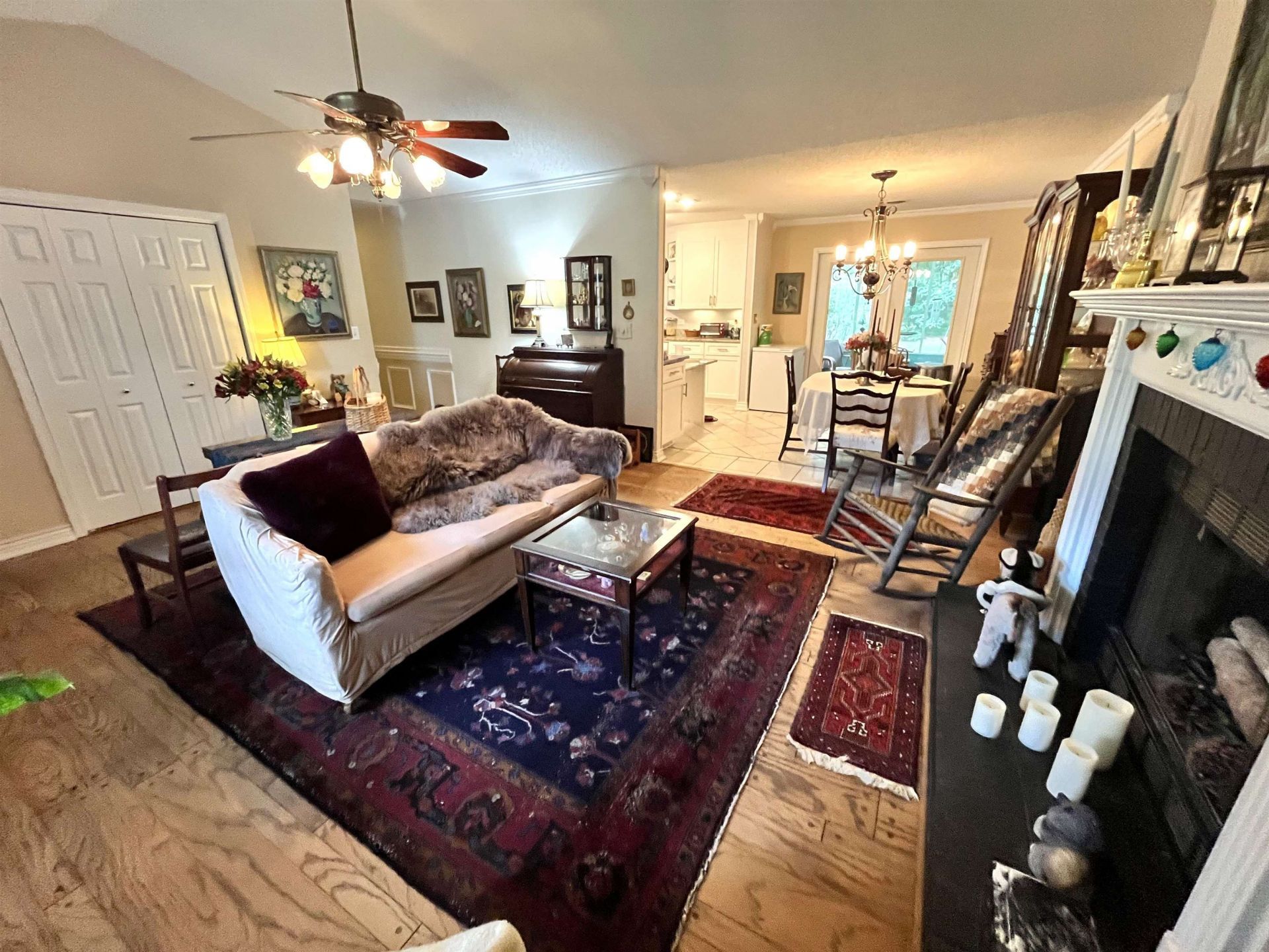 305 Troon Ln. Photo 14