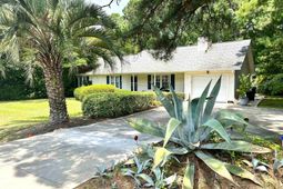 305 Troon Ln. photo 4