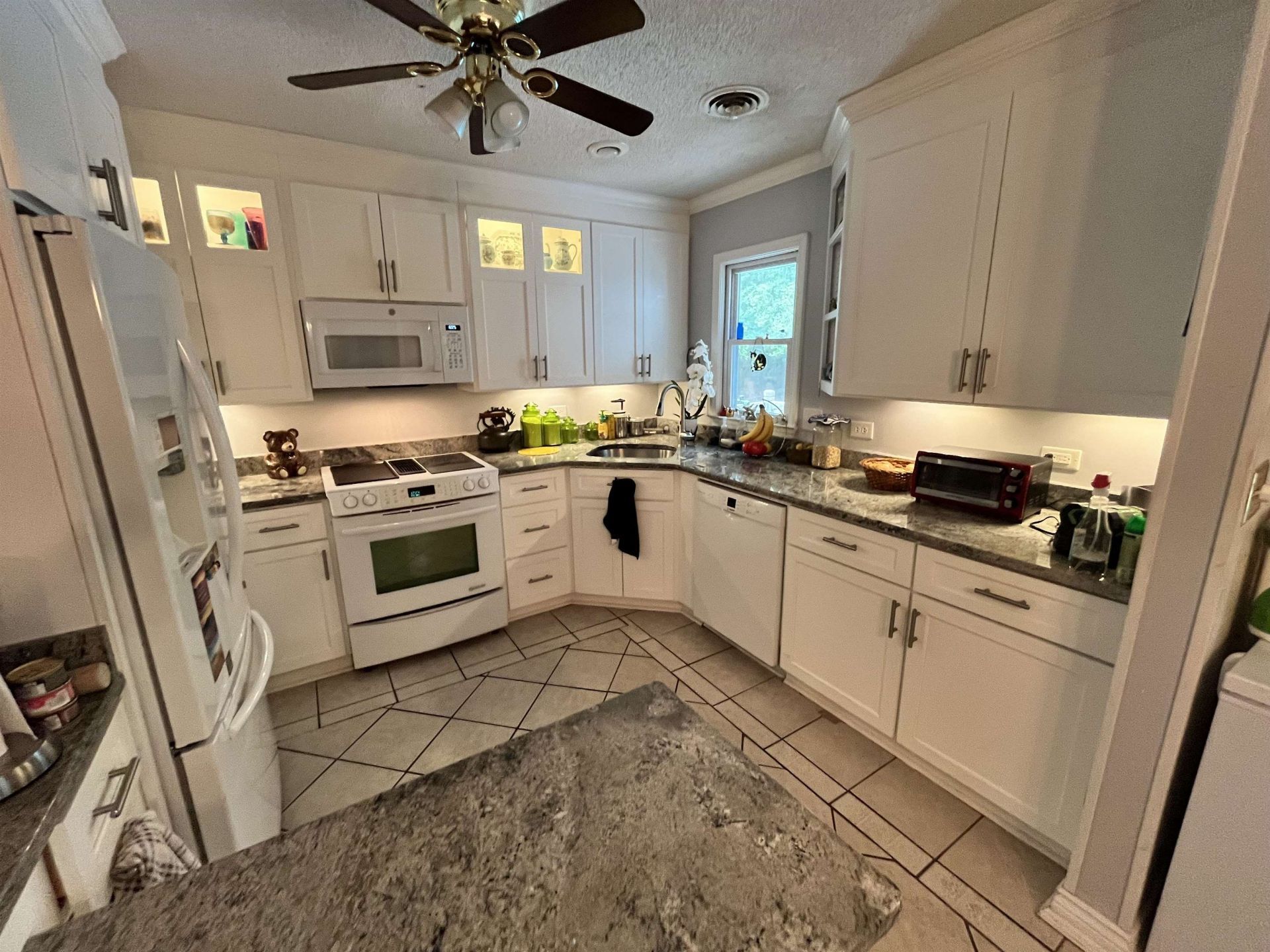 305 Troon Ln. Photo 8