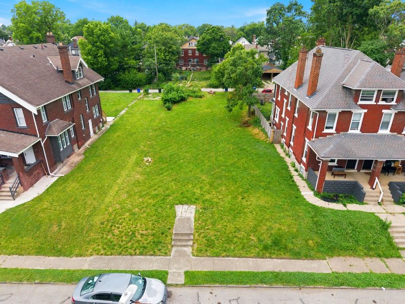 921 S Champion Avenue , Columbus, OH 43206 Photo 2