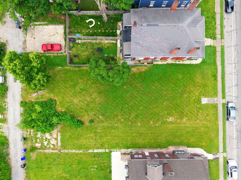 921 S Champion Avenue , Columbus, OH 43206 Photo 9