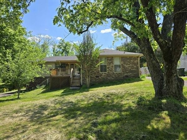 605 Harpeth Pkwy E, Nashville, TN 37221