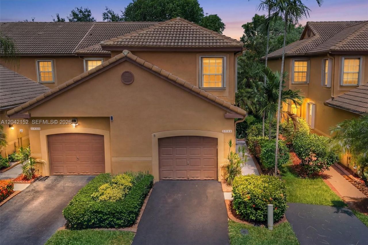 1552 Barcelona Way , Unit 6-19, Weston, FL 33327 Photo