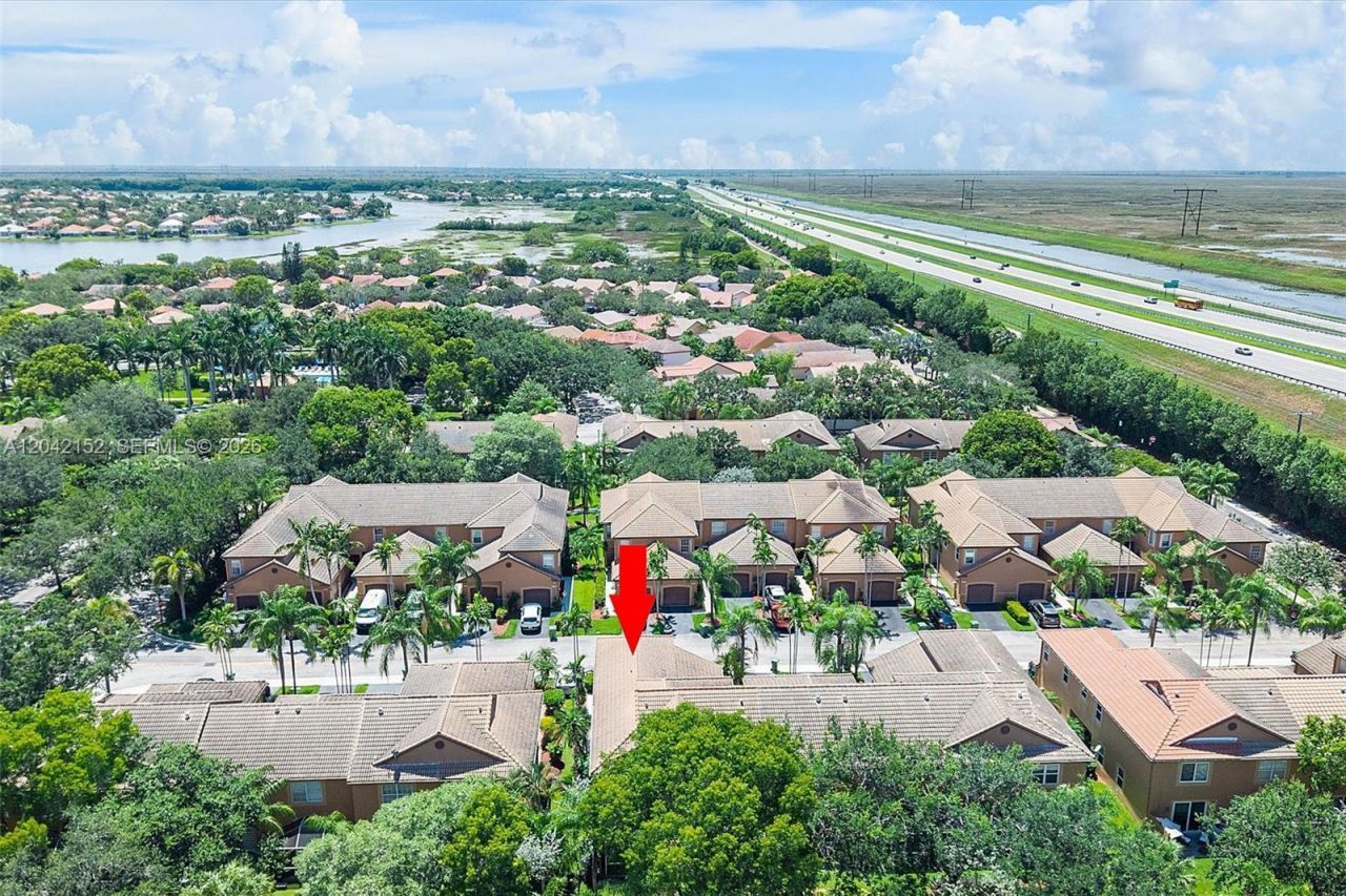 1552 Barcelona Way , Unit 6-19, Weston, FL 33327 Photo