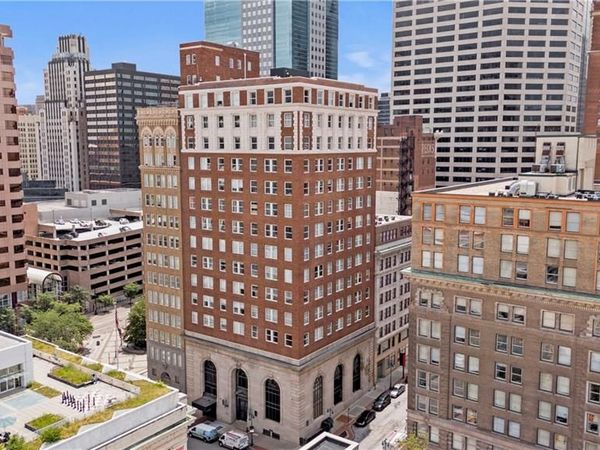 21 W 10th Street, Unit 9C, Kansas City, MO 64105
